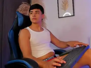 Chaturbate Nude Webcam of thiago_connor21