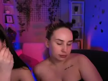 Chaturbate Adult Video Chat of amalialowell