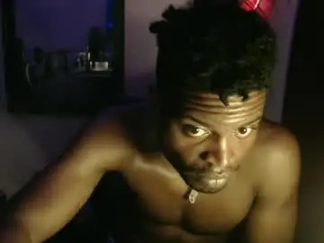 Chaturbate Live Sex Cam of brayan1111x
