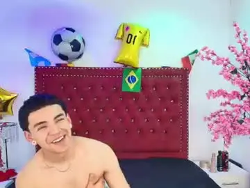 Chaturbate Best live sex cam show of jaden_and_sofia