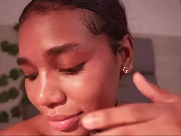 Chaturbate Best live sex cam show of lily_miiller