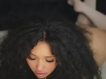 Chaturbate Live Sex of moan_4_you