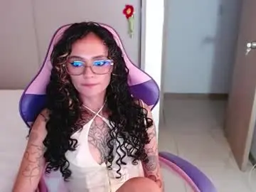 Chaturbate Sex Cam of bluee_v