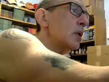 Chaturbate Free Porn Cam of sluttyslave81