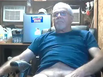 Chaturbate Nude Webcam of smoke23223
