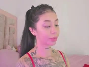 Chaturbate Free Live Porn of hilary_jones_22