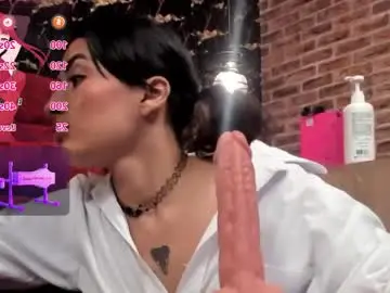 Chaturbate Sex Cam of lunaixmoon_
