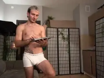 Chaturbate Adult Video Chat of paul_rubini