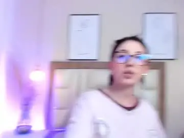 Chaturbate Adult Video Chat of emilyywatson