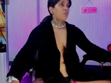 Chaturbate Best live sex cam show of zhoestrong