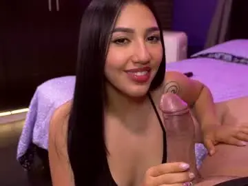 Chaturbate Live Sex Cam of bull_vixen2001