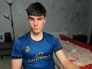 Chaturbate Watch Live Sex Cams of sam_huston18