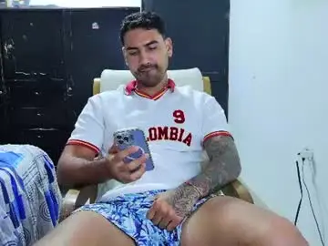 Chaturbate Live Sex of tomy_johnson2