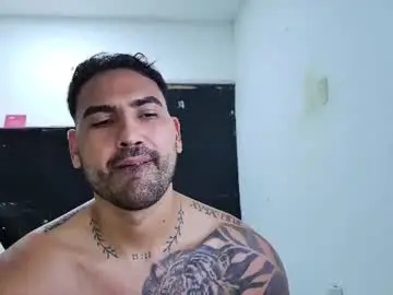 Chaturbate Adult Webcams of tomy_johnson2