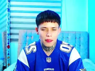 Chaturbate Live Sex of _justinmoon2