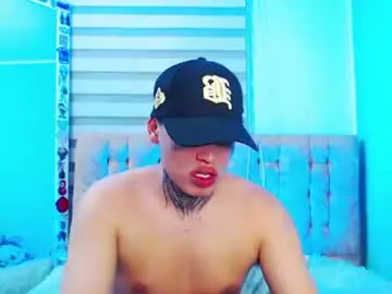 Chaturbate Watch Live Sex Cams of _justinmoon2