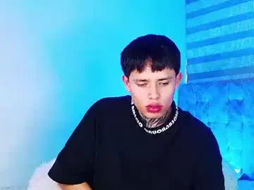 Chaturbate Live Porn of _justinmoon2
