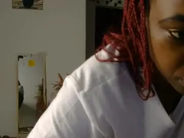 Chaturbate Live Sex of skyy_brown