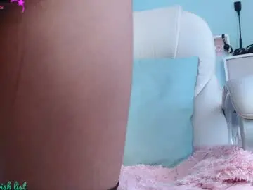 Chaturbate Free Live Porn of emerald_gh