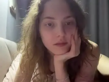 Chaturbate Adult Video Chat of holydori