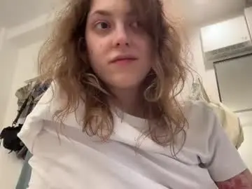 Chaturbate Live Sex Cam of holydori
