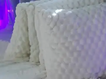 Chaturbate Live Sex Cam of isabelleethan