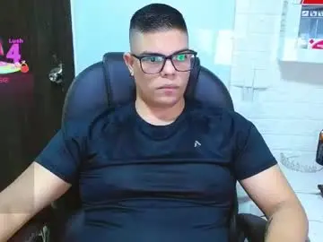 Chaturbate Live Sex Cam of realjoel