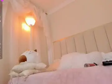 Chaturbate Nude Webcam of your_petite18