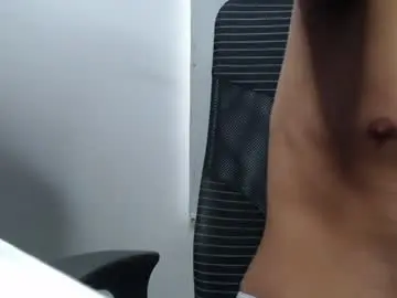 Chaturbate Watch Live Sex Cams of harold_18_