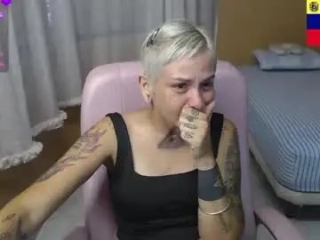 Chaturbate Live Porn of moon_cat85