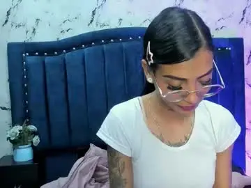 Chaturbate Adult Webcam of karlaslutskinny__