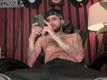 Chaturbate Live Sex of nathanharris207