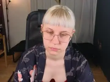 Chaturbate Free Live Porn of call_me_heaven