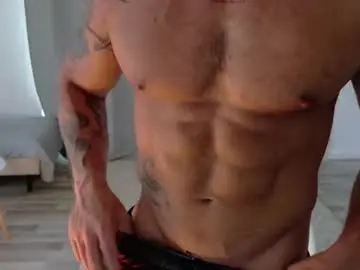 Chaturbate Live Sex Cam of master_lukass