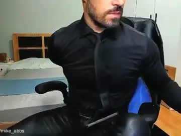 Chaturbate Nude Webcam of mikestrip