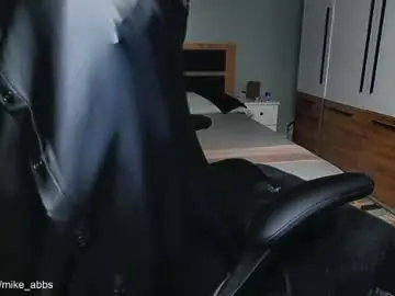 Chaturbate Sex Cam of mikestrip