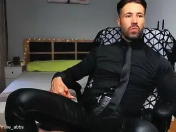 Chaturbate Adult Webcam of mikestrip