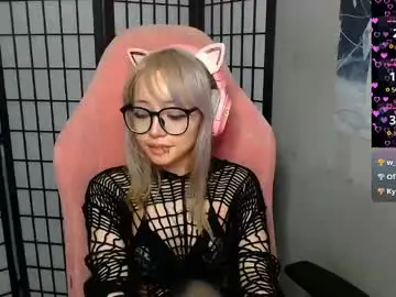 Chaturbate Nude Webcam of danyelleeyermann