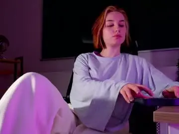 Chaturbate Nude Webcam of clairemathis