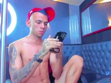 Chaturbate Live Sex of edward_24_