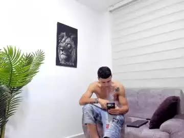 Chaturbate Adult Video Chat of juniormorris_