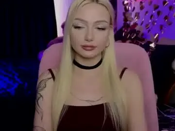 Chaturbate Live Sex Cam of linalirian
