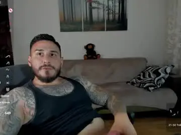 Chaturbate Best live sex cam show of gymdominus