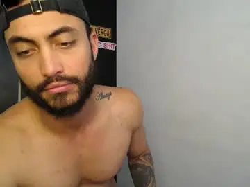 Chaturbate Free Live Porn of claybrown_