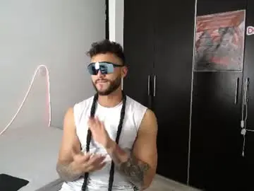 Chaturbate Watch Live Sex Cams of claybrown_