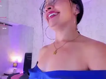 Chaturbate Best live sex cam show of iris_bells