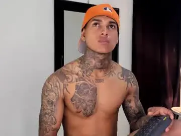 Chaturbate Live Sex of tyler_bell_