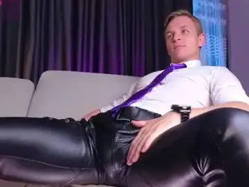Chaturbate Free Live Porn of night_wwwolf