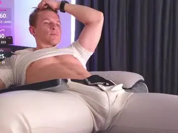 Chaturbate Live Porn of night_wwwolf