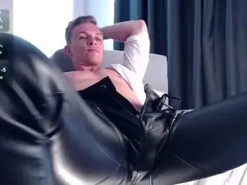 Chaturbate Nude Webcam of night_wwwolf
